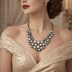 Vintage Style Marble Pattern Statement Necklace